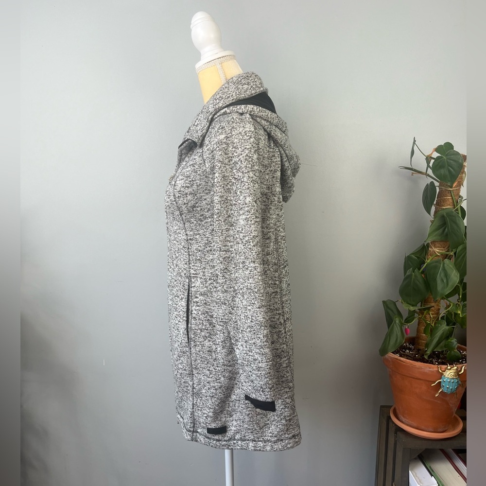 Calvin Klein Performance Jacket - image 7